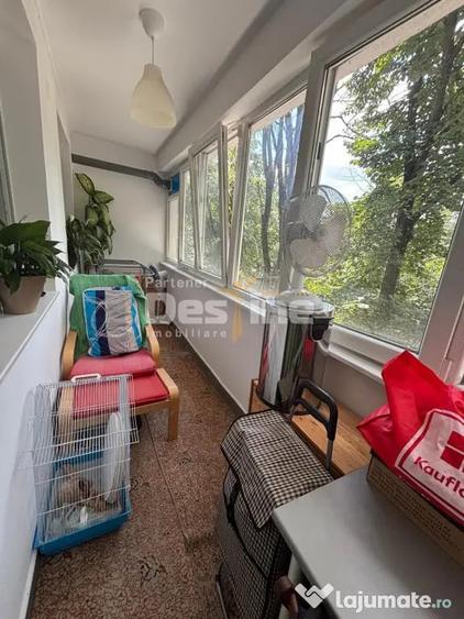 Apartament cu 2 camere semidecomandat în Crângași
