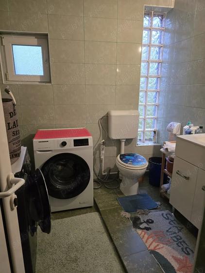 Casă cu 4 camere cu Teren 214 Mp în Roșu