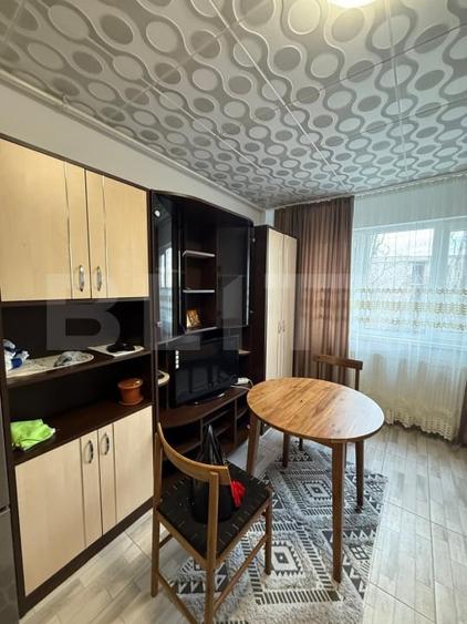 Apartament cu 2 camere semidecomandat, mobilat în Mihai Bravu