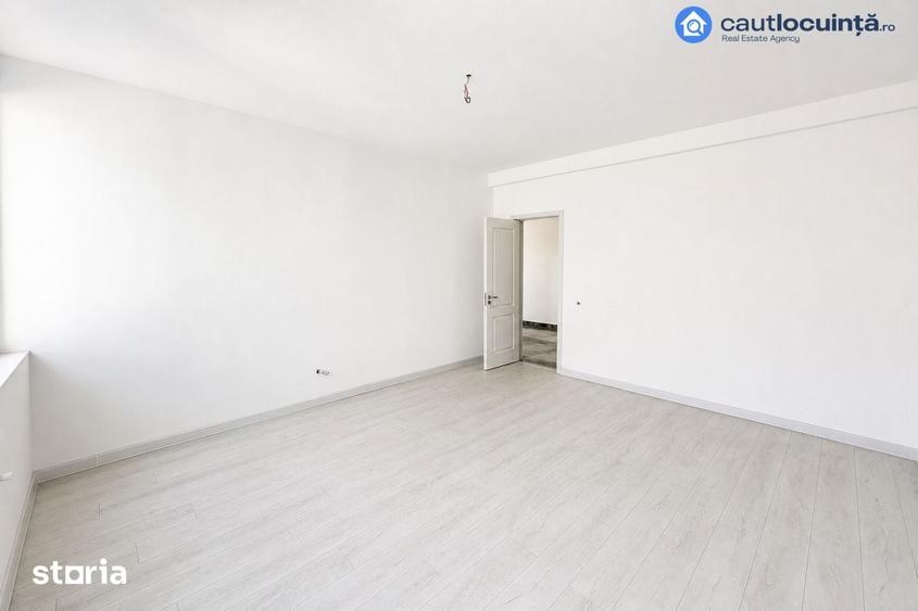 Casă cu 5 camere cu Teren 218 Mp în Apărătorii Patriei