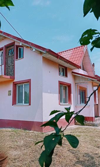 Casă cu Teren 830 Mp în Chiriacu