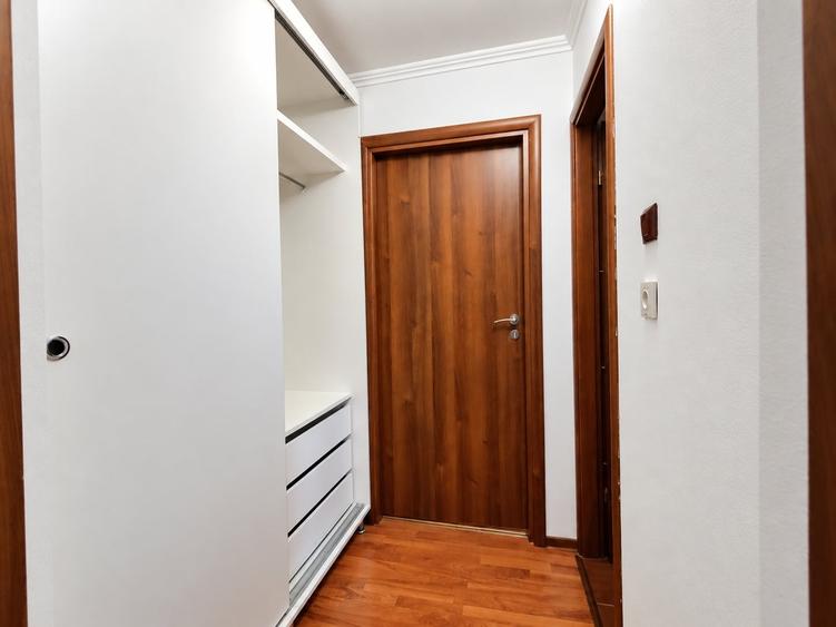 Apartament cu 3 camere semidecomandat, mobilat în Șagului