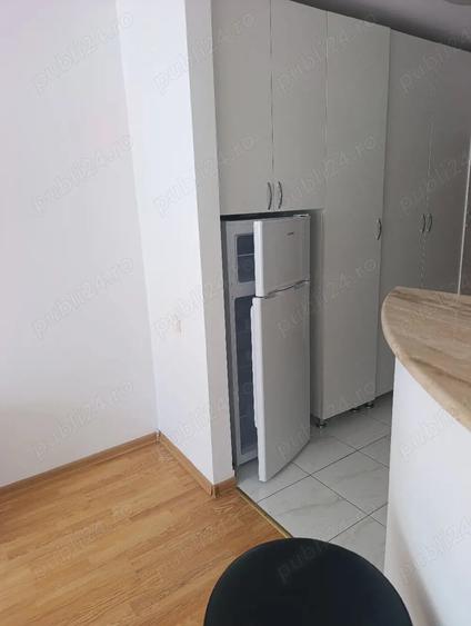 Garsonieră decomandată în Central