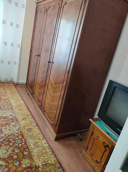 Apartament cu 3 camere decomandat în 1 Mai