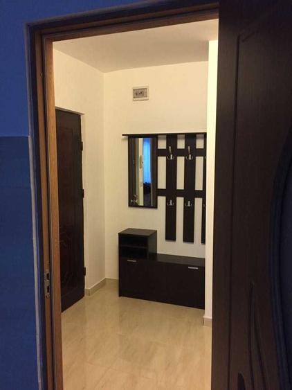 Apartament cu 2 camere decomandat în Nicolina