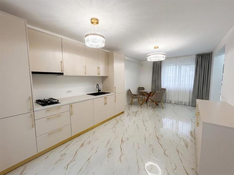 Apartament cu 2 camere decomandat, mobilat în Ipotești