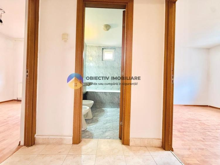 Apartament cu 3 camere decomandat în Precista