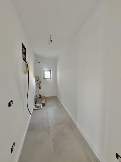 Duplex cu 4 camere cu Canalizare în Giroc