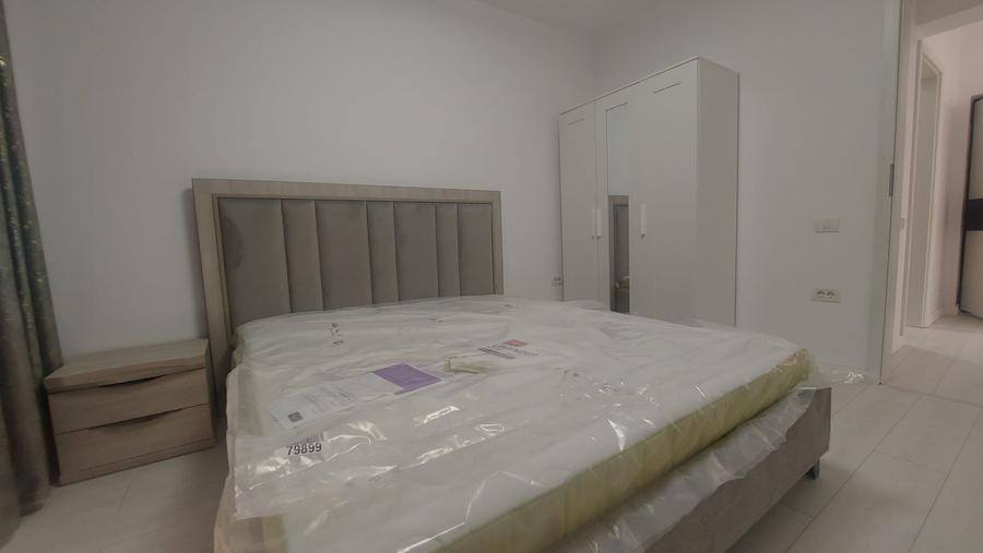 Apartament cu 2 camere decomandat în Apărătorii Patriei