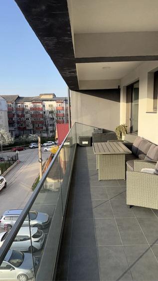 Apartament cu 3 camere decomandat în Traian