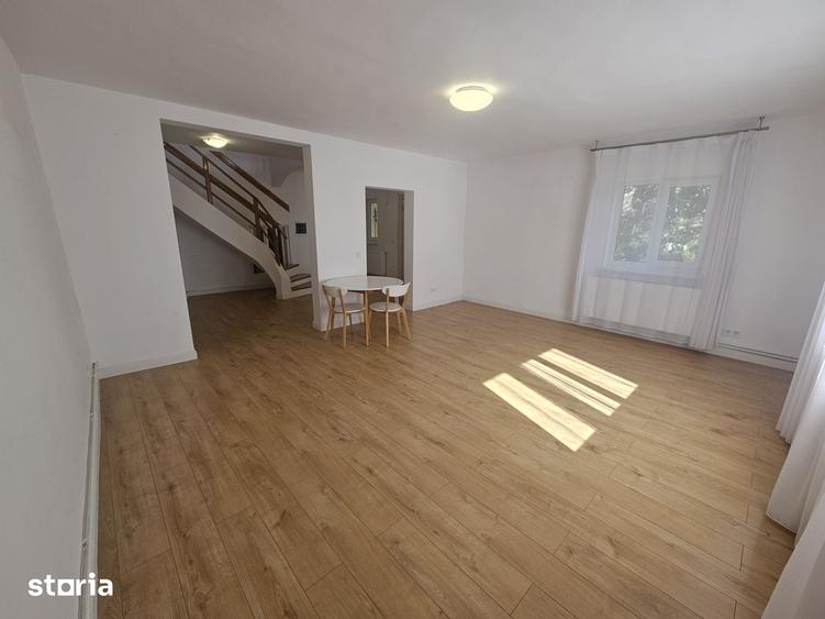 Casă cu 5 camere cu Teren 250 Mp în Gheorgheni