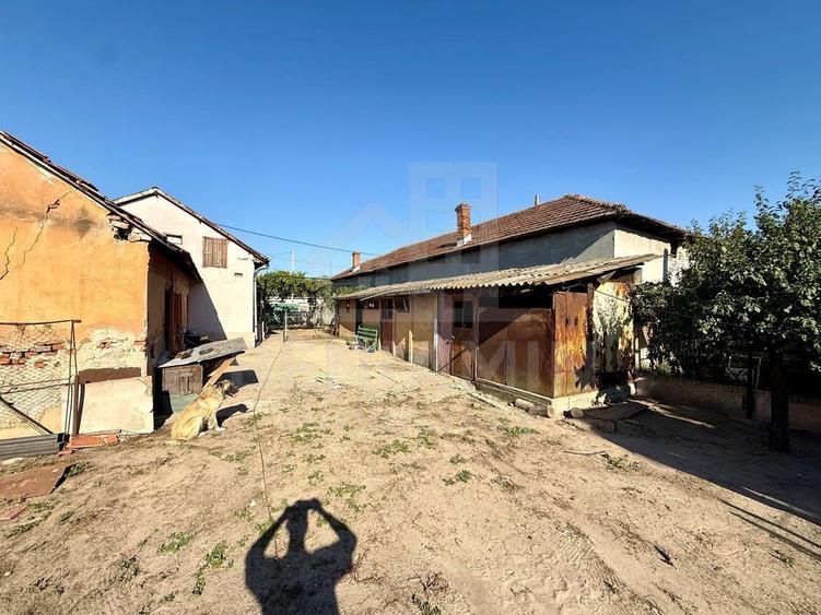 Casă cu 3 camere cu Teren 1000 Mp în Cernele