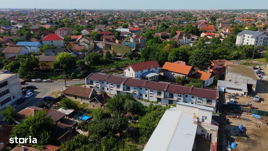 Casă cu 4 camere cu Teren 220 Mp în Intim