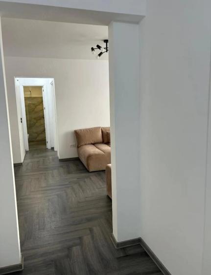 Apartament cu 2 camere semidecomandat în Ultracentral