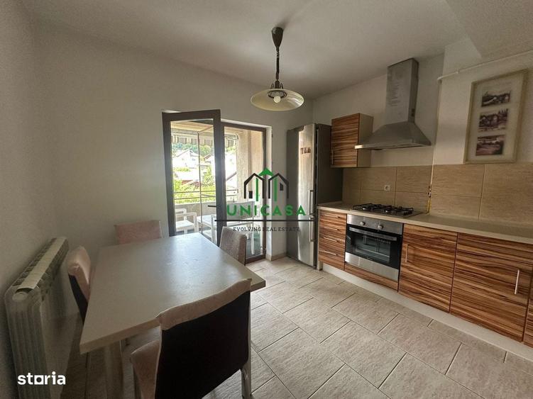 Apartament cu 3 camere în Mereșești