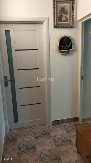 Apartament 4 camere Caracal HCC, 2 bai, 2 balcoane, et 2