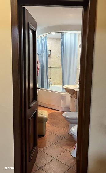 Apartament cu 2 camere decomandat în Exterior Vest