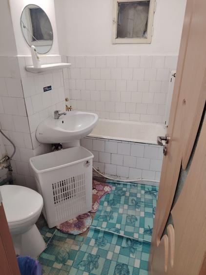 Apartament cu 2 camere nedecomandat în Central