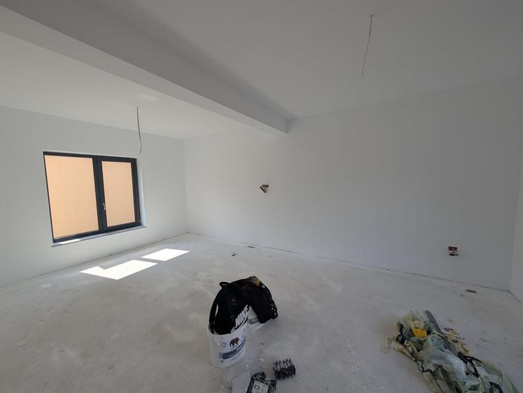 Casă individuală cu 4 camere cu Teren 500 Mp în Măgura