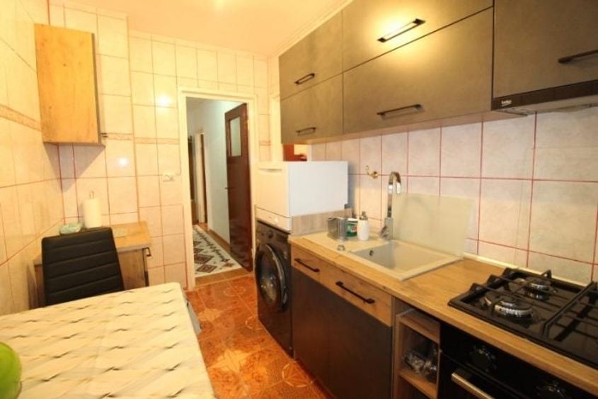 Apartament cu 2 camere decomandat, mobilat în Drumul Taberei