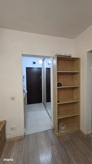 Apartament cu 2 camere în Văcăresti