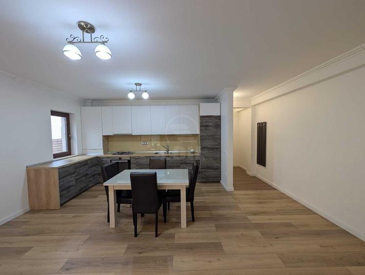 Apartament cu 3 camere semidecomandat în Mănăștur