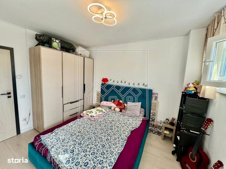 Apartament cu 3 camere în Piața Cluj