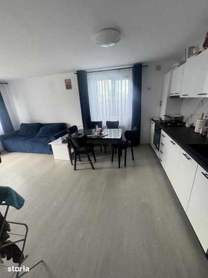 Casă cu 3 camere cu Teren 320 Mp în Căpățânești