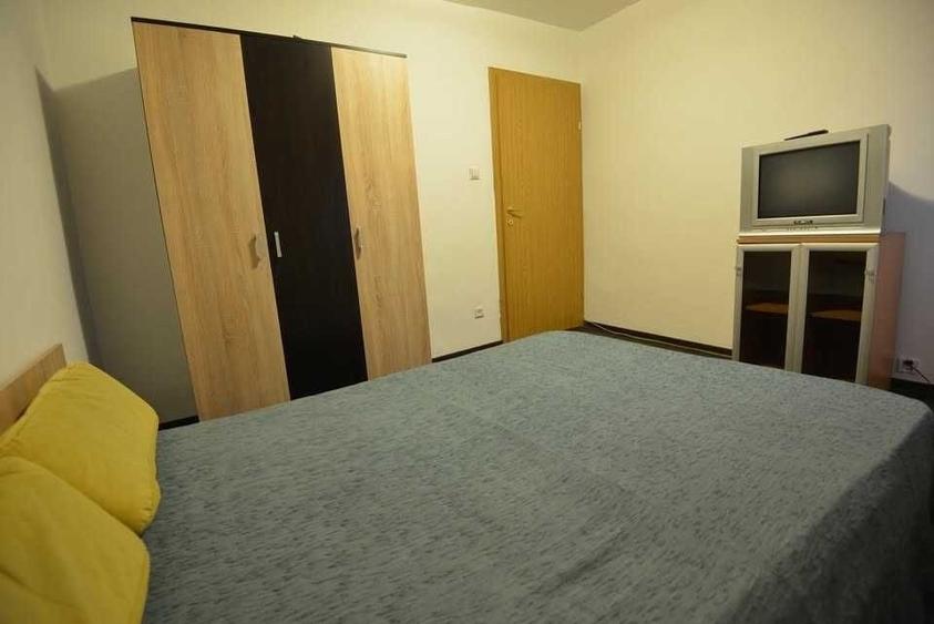 Apartament cu 2 camere decomandat, mobilat în Complex Studențesc