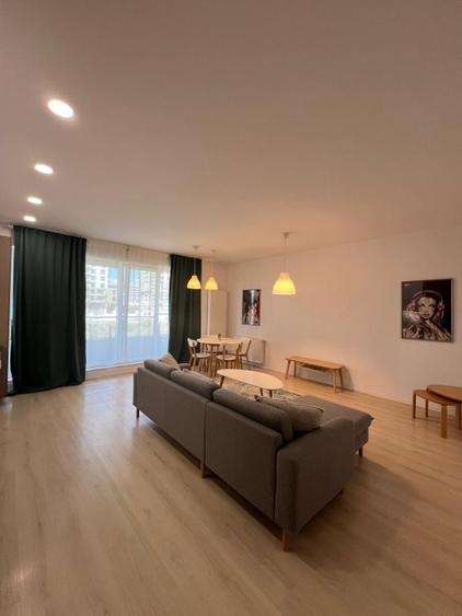 Apartament cu 3 camere decomandat în Floreasca