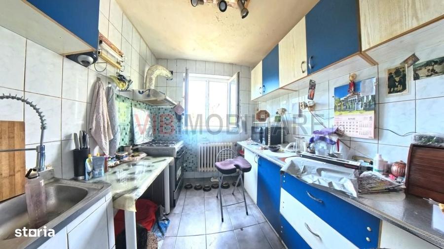 Apartament cu 4 camere în Drumul Taberei