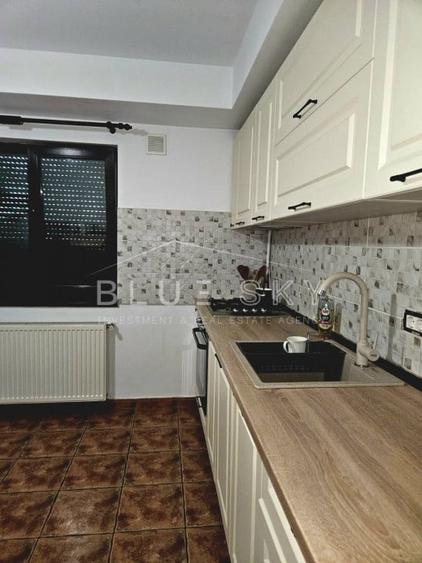 Duplex cu 7 camere cu Canalizare în Cumpăna