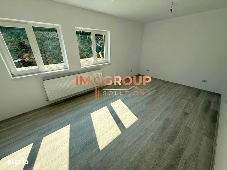 Casă cu 4 camere cu Teren 620 Mp în Valea Lupului