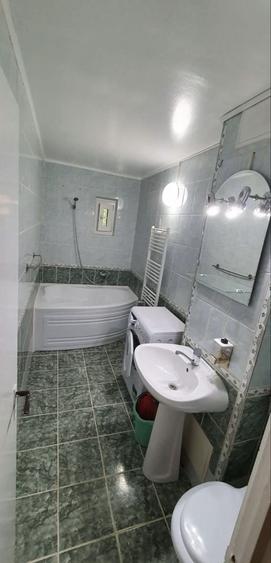 Garsonieră decomandată în Unirii