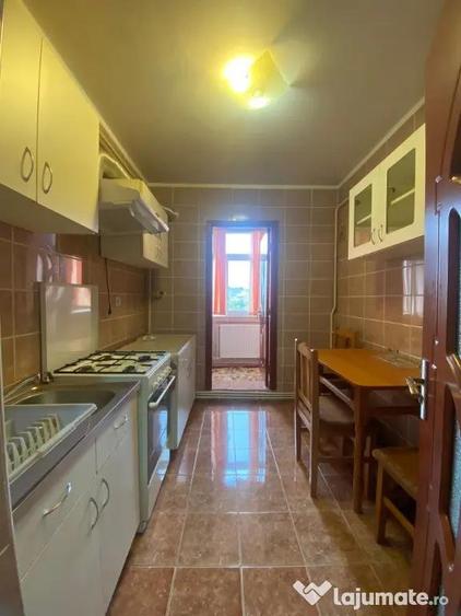 Apartament cu 2 camere decomandat în Dacia