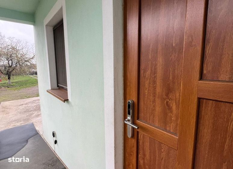 Casă cu 4 camere în Valea Ursului