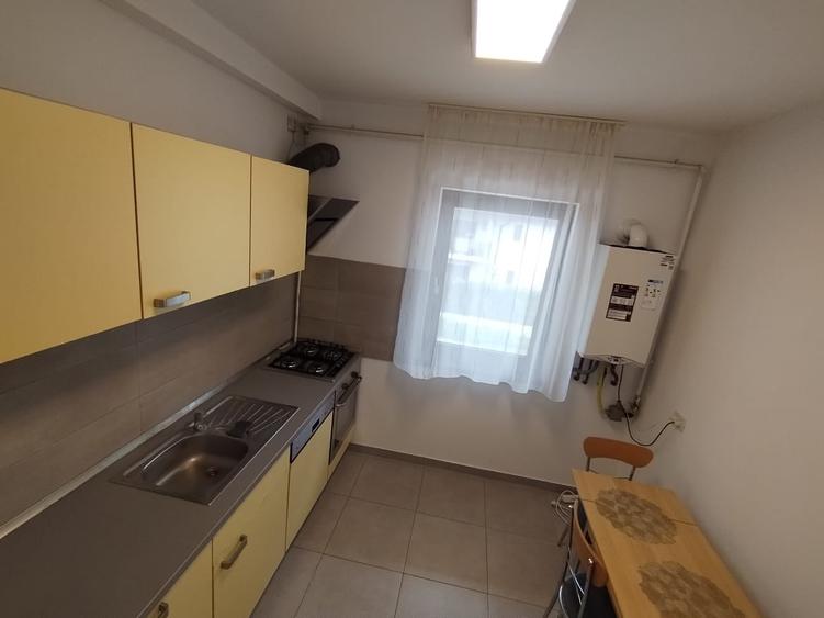 Apartament cu 2 camere decomandat în Giroc