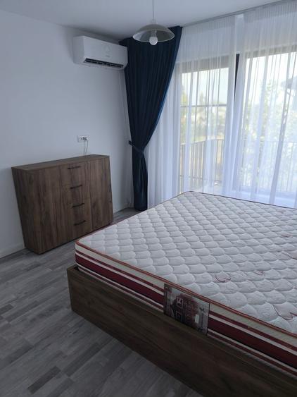 Casă cu 4 camere cu Canalizare în Brătășanca