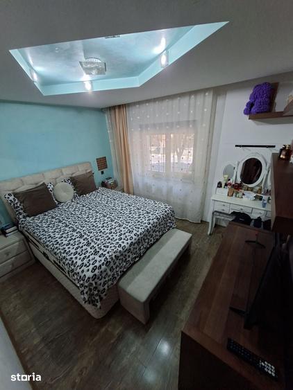 Apartament cu 4 camere în Ostroveni
