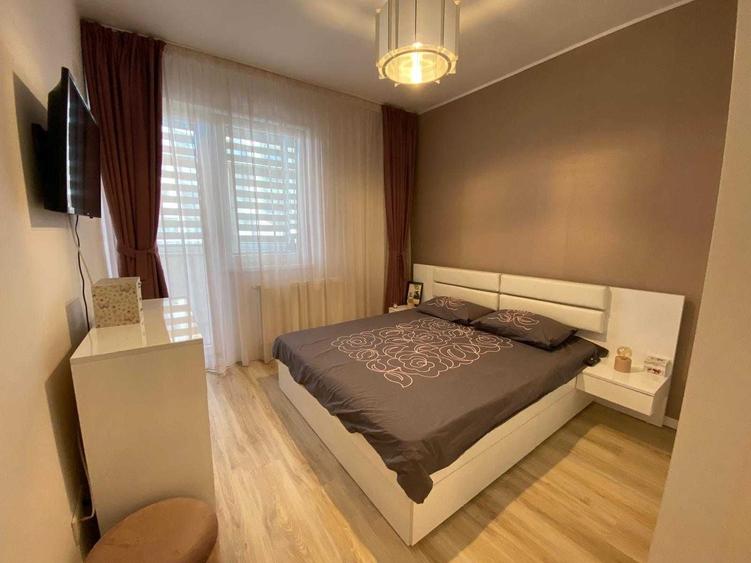 Apartament cu 2 camere decomandat în Central