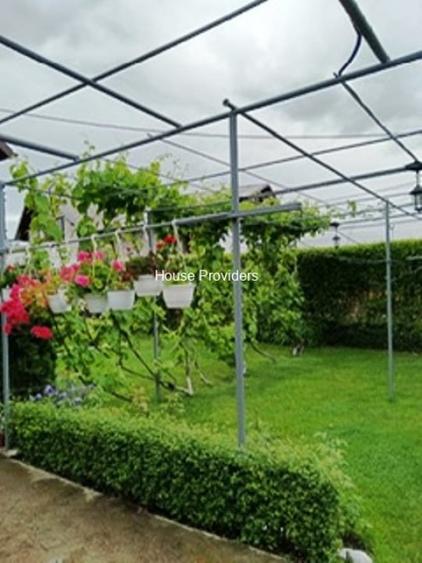 Casă individuală cu 5 camere cu Canalizare în Sud-Vest