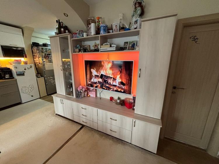 Apartament cu 3 camere semidecomandat, mobilat în Florești — fotografia 2