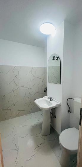 Apartament cu 4 camere decomandat în Tineretului