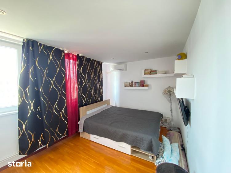 Apartament cu 3 camere semidecomandat, mobilat în Dristor