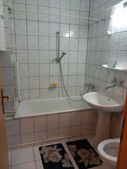 Apartament cu 2 camere semidecomandat în Exterior Vest