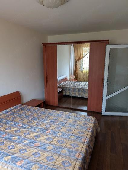 Apartament cu 2 camere decomandat în Precista