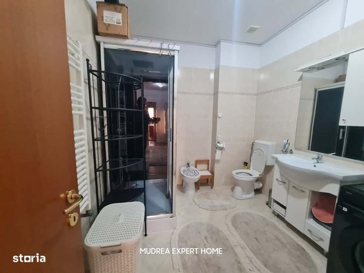 Apartament cu 3 camere decomandat în Săftica