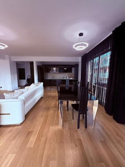 Apartament cu 3 camere decomandat, mobilat în Herăstrău