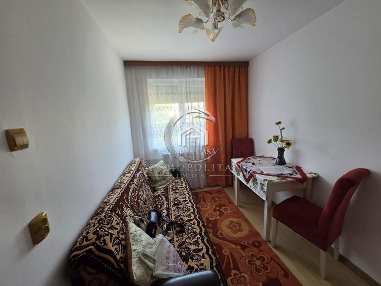Apartament cu 3 camere în Micro 14
