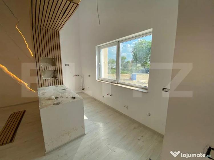 Casă cu 3 camere cu Teren 250 Mp în Bucovăț (Remetea Mare)